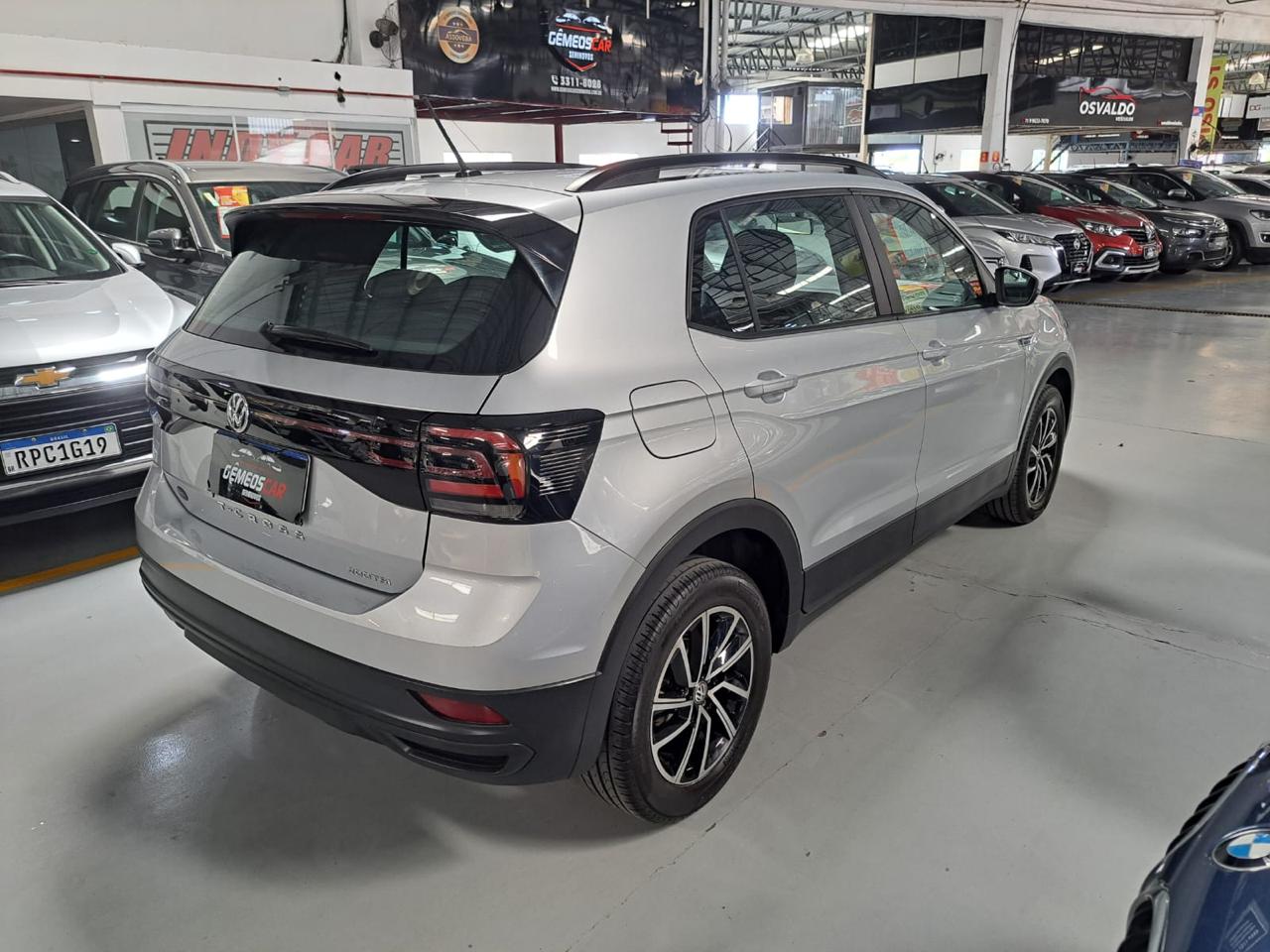 VOLKSWAGEN t cross sense ad