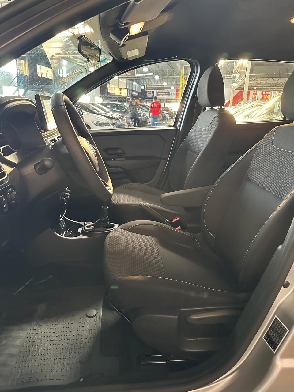 RENAULT oroch 16 4x2