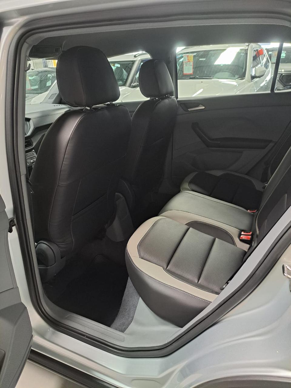 VOLKSWAGEN t cross sense ad