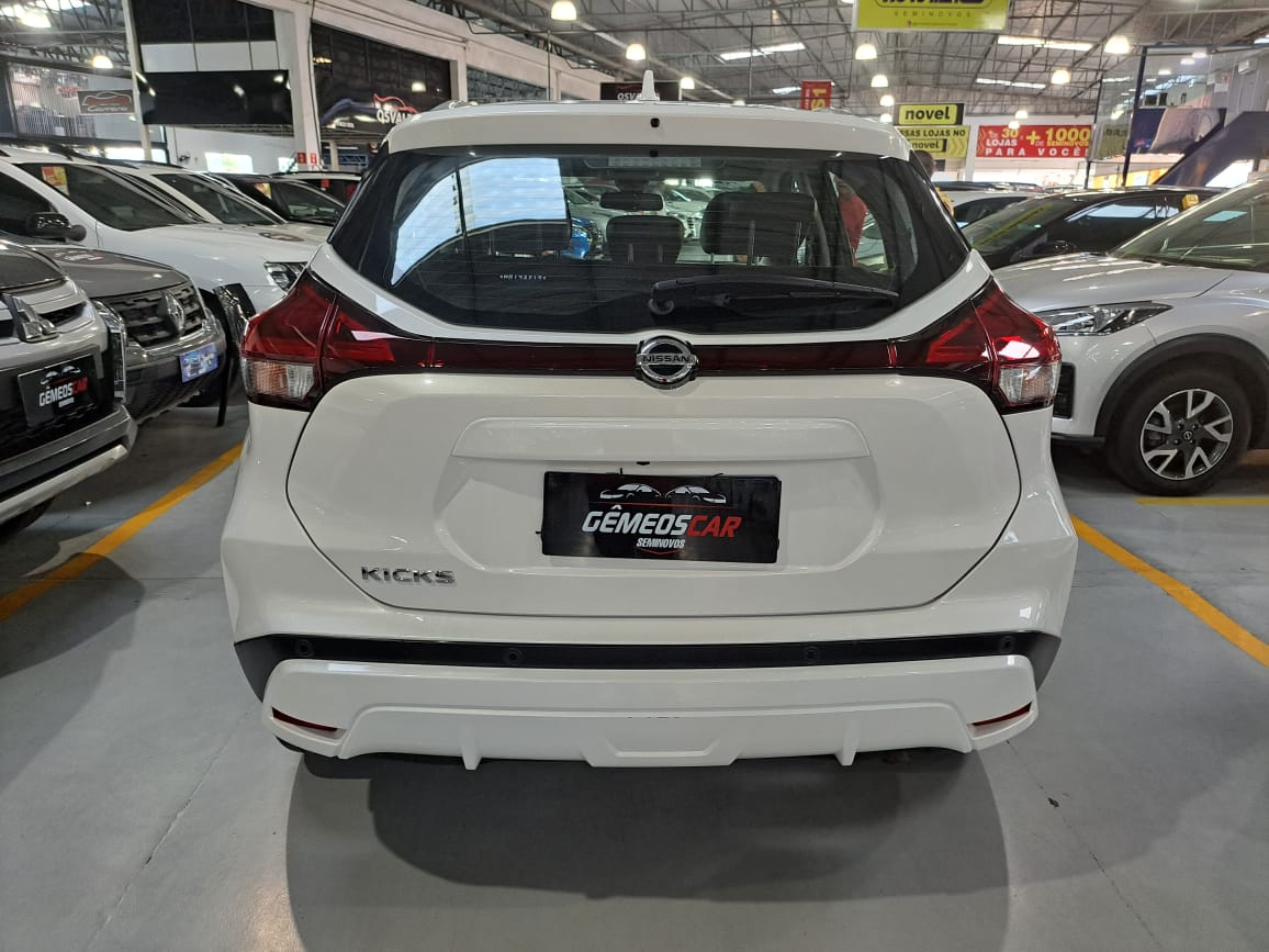 NISSAN kicks exclusi cvt