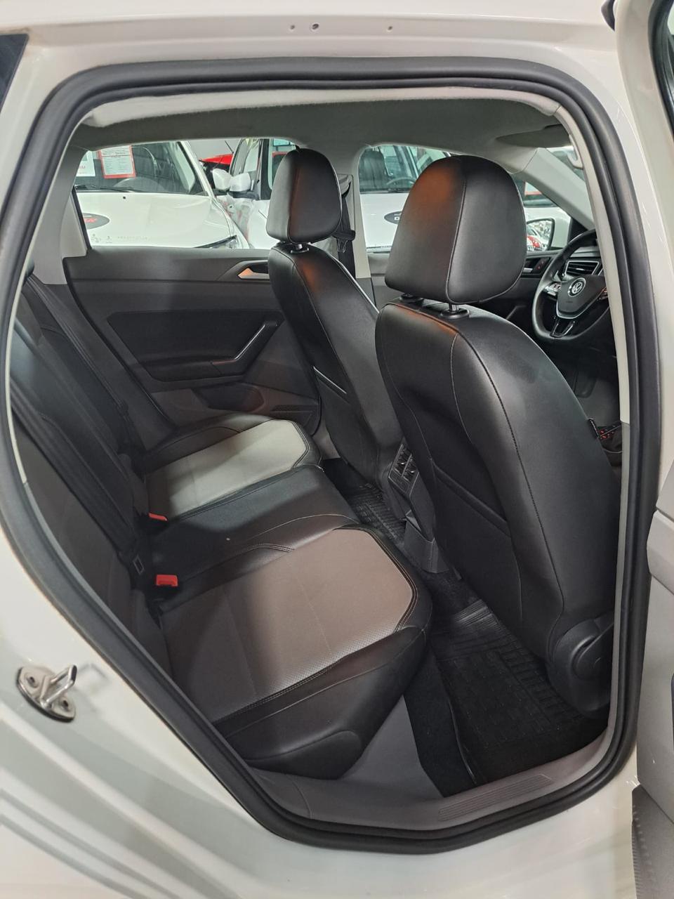 VOLKSWAGEN polo comfortline 1.0 tsi aut