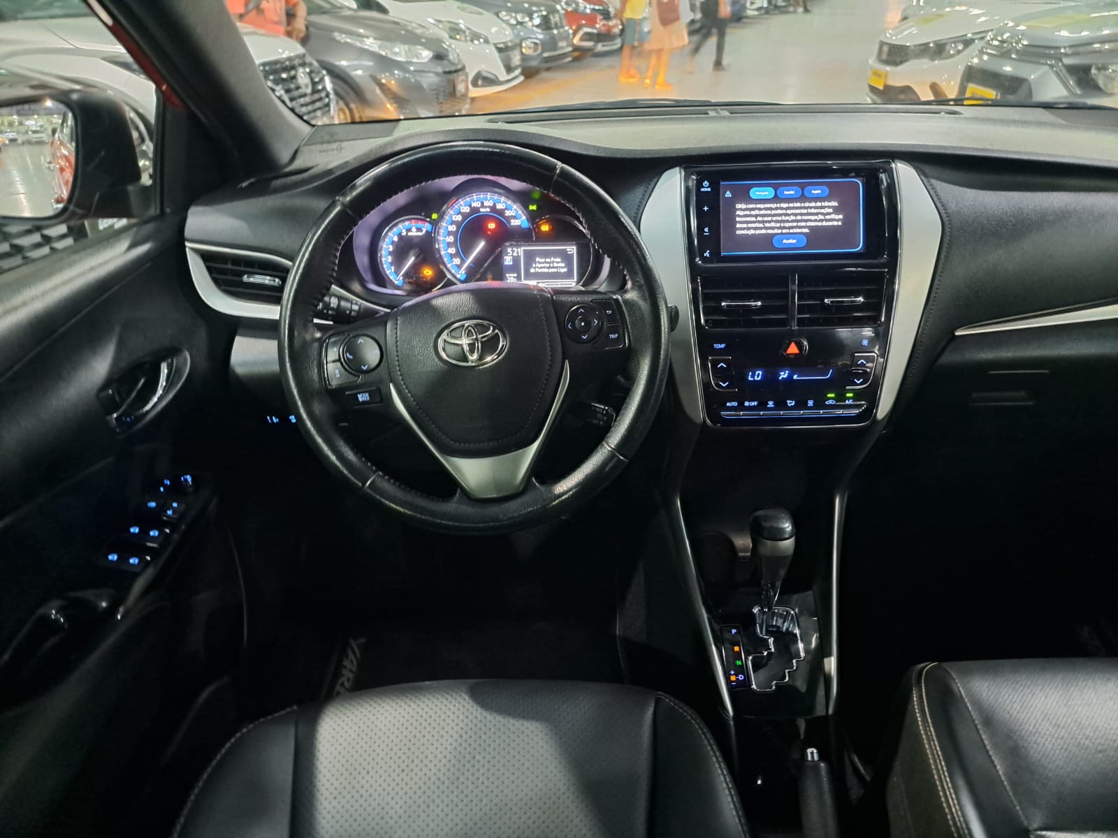 TOYOTA yaris sa xls15cnt