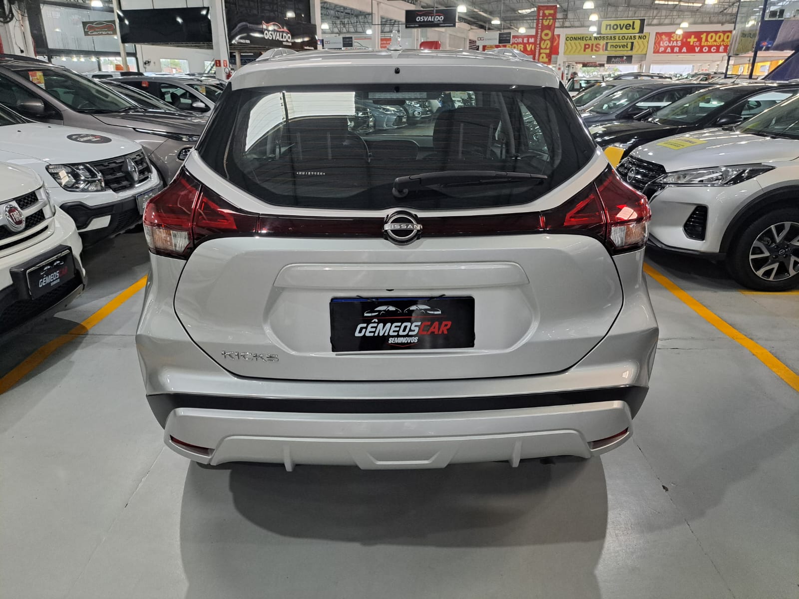 NISSAN kicks sense cvt