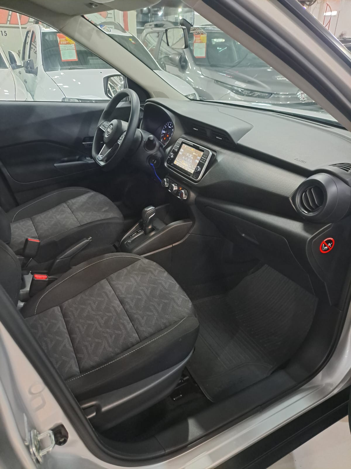 NISSAN kicks sense cvt