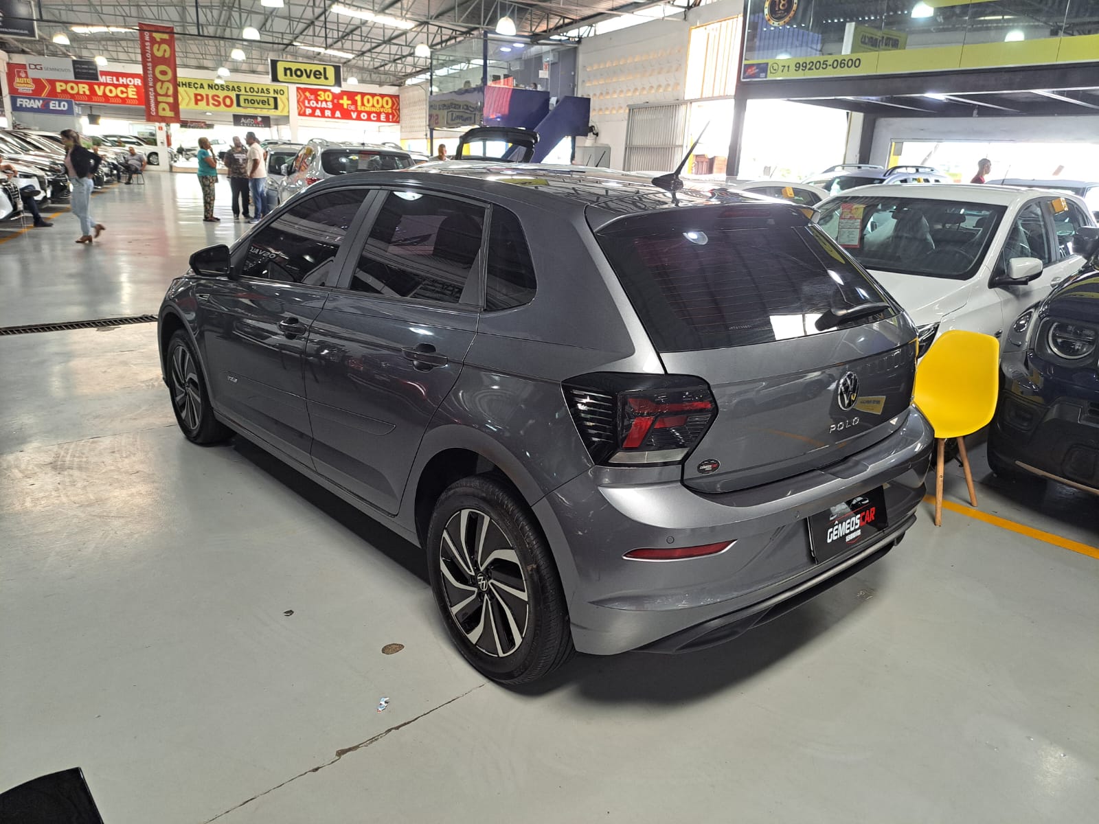 VOLKSWAGEN POLO