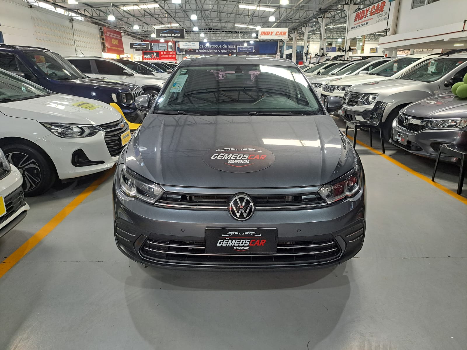 VOLKSWAGEN POLO