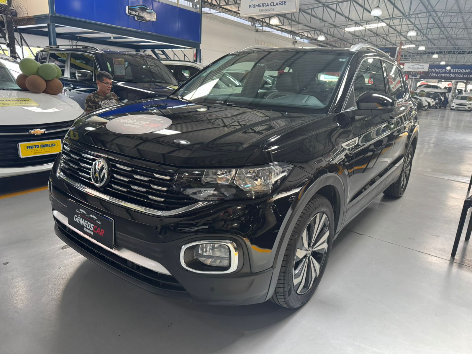 VOLKSWAGEN t cross highline 250 tsi aut