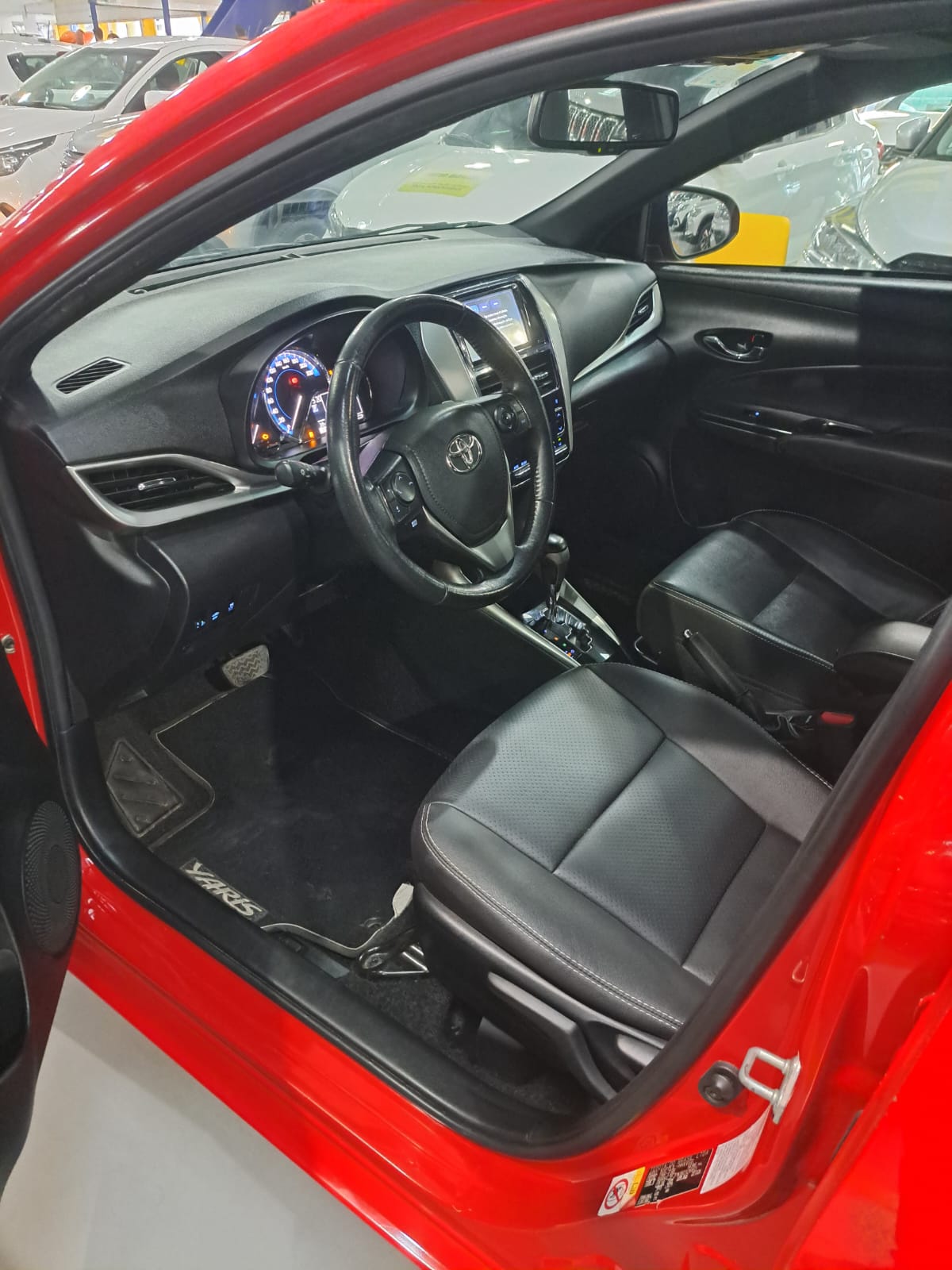 TOYOTA yaris sa xls15cnt