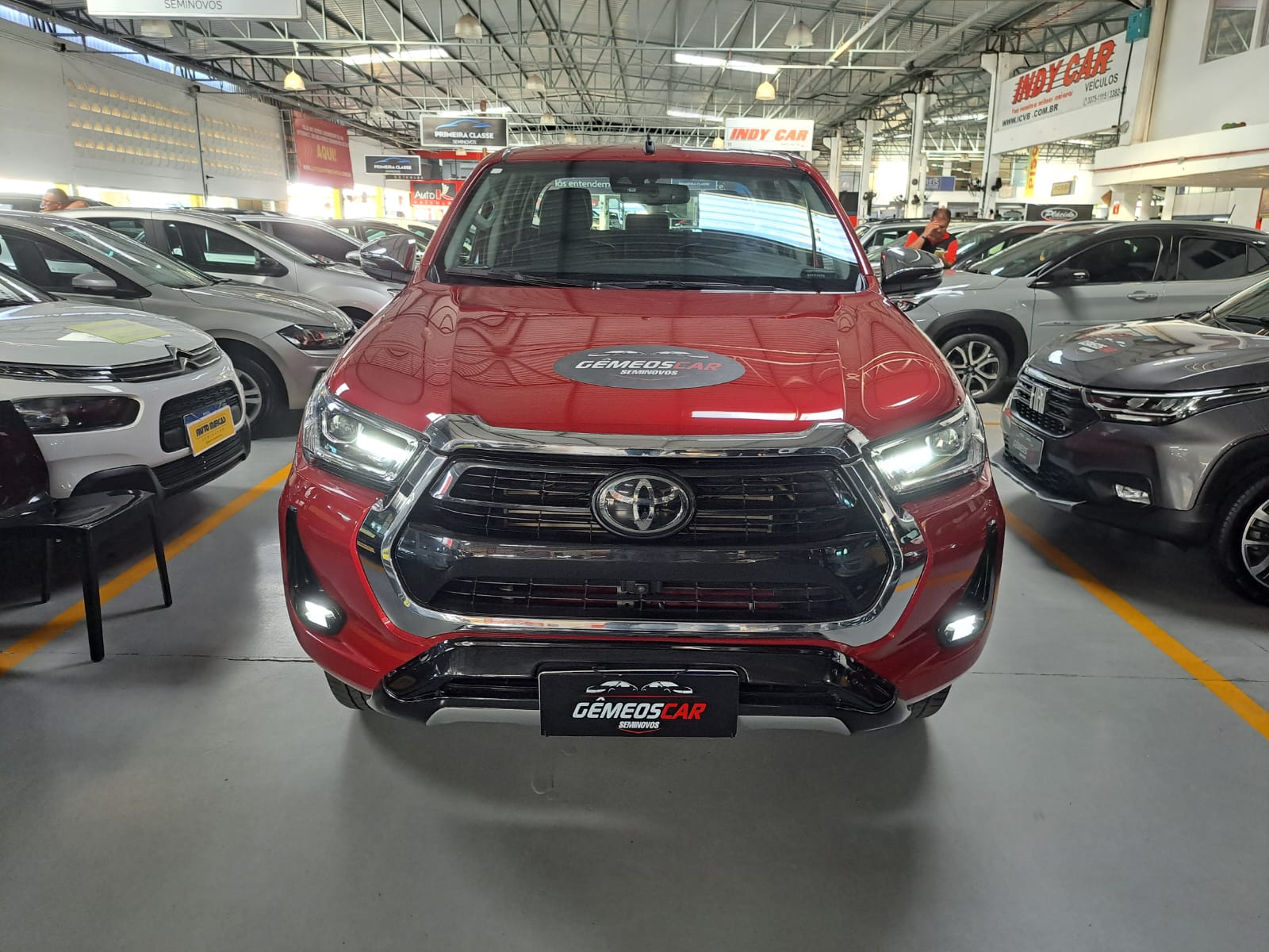 TOYOTA HILUX