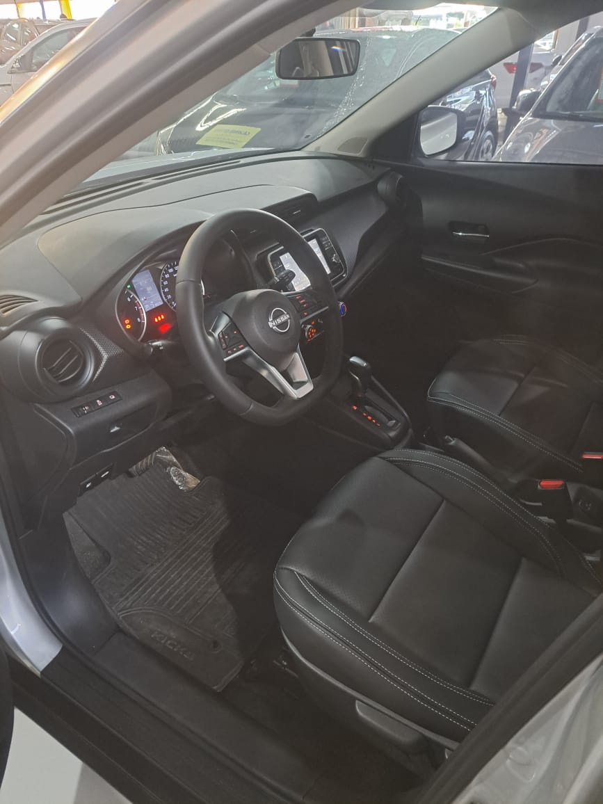 NISSAN kicks sense cvt