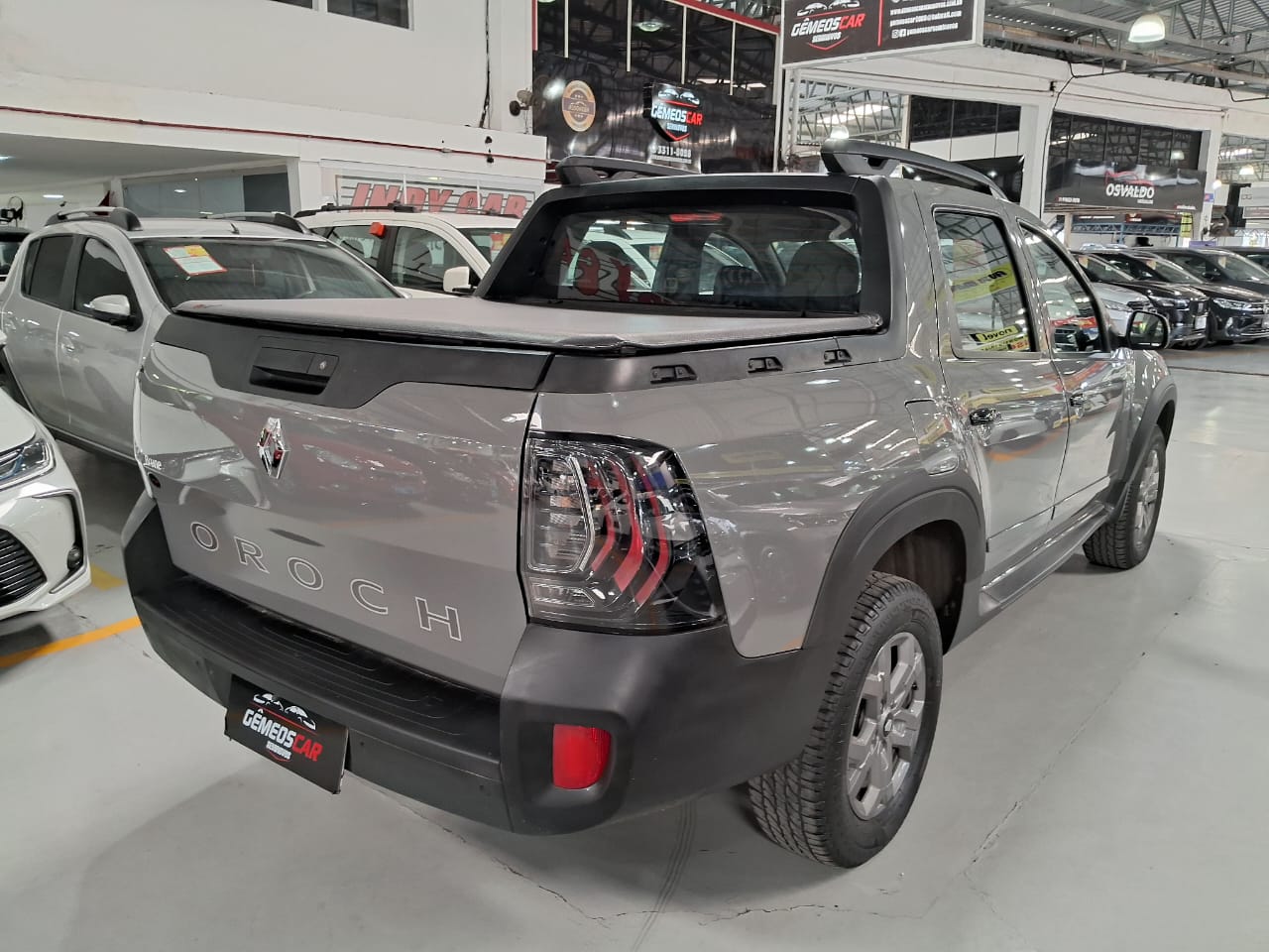RENAULT oroch 16 4x2