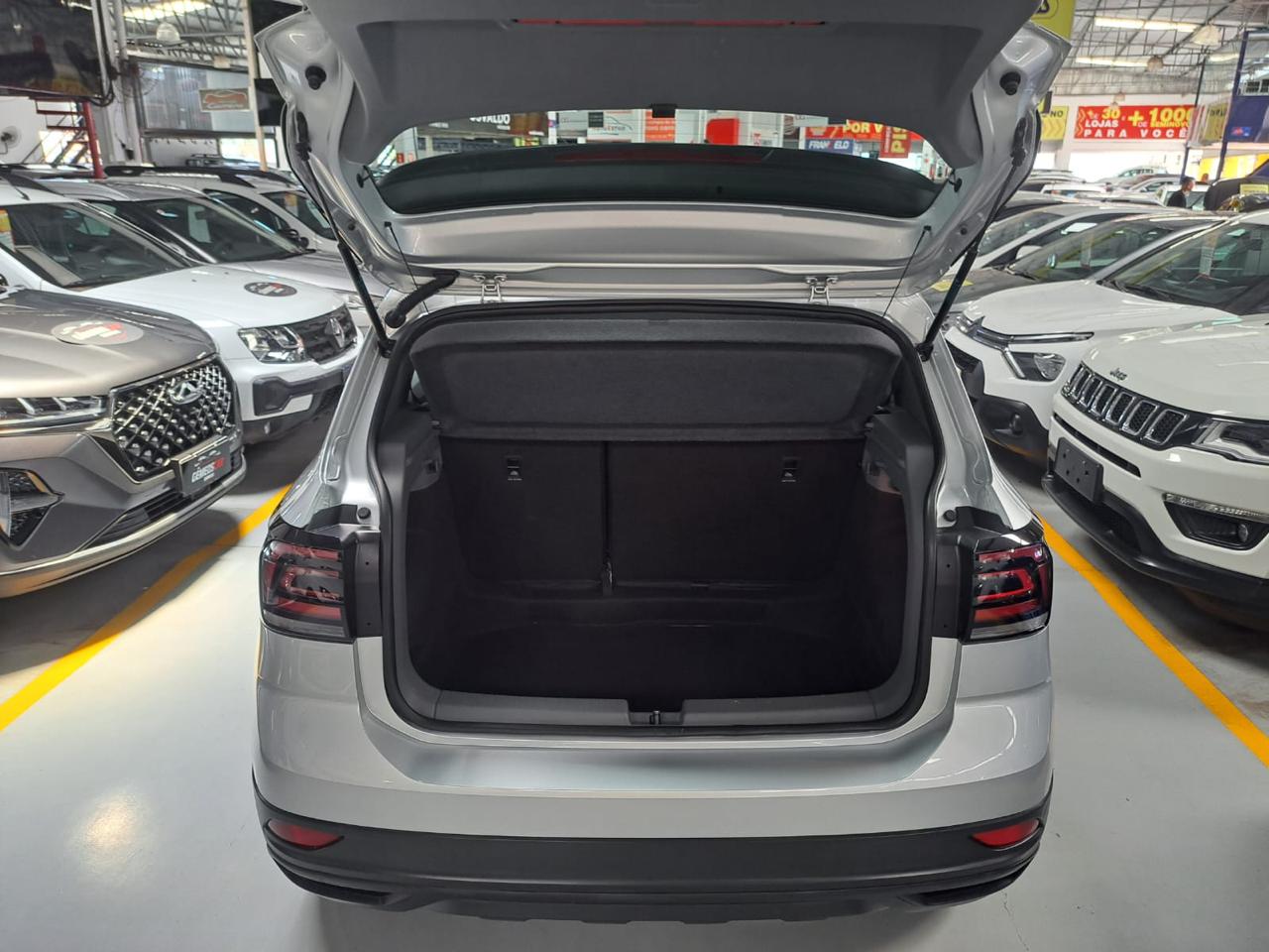 VOLKSWAGEN t cross sense ad