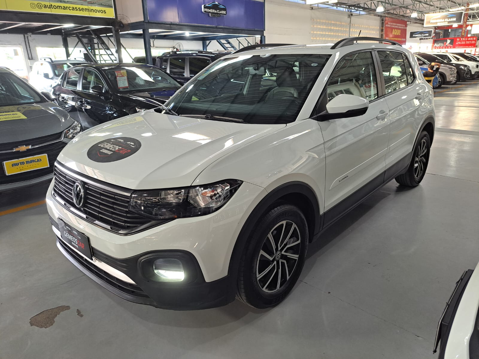 VOLKSWAGEN t cross sense ad
