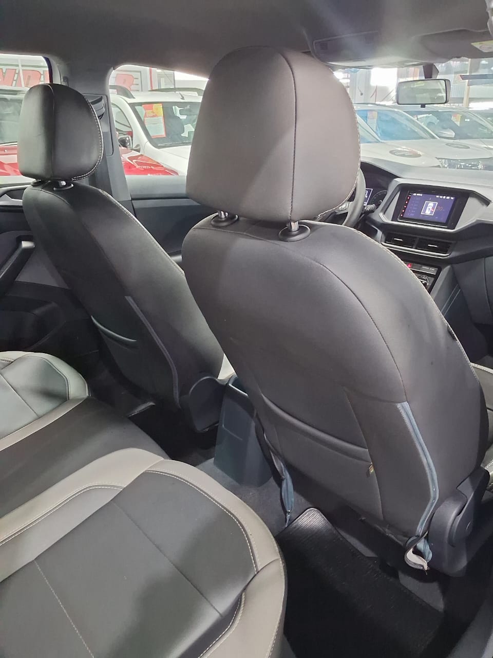 VOLKSWAGEN t cross sense ad