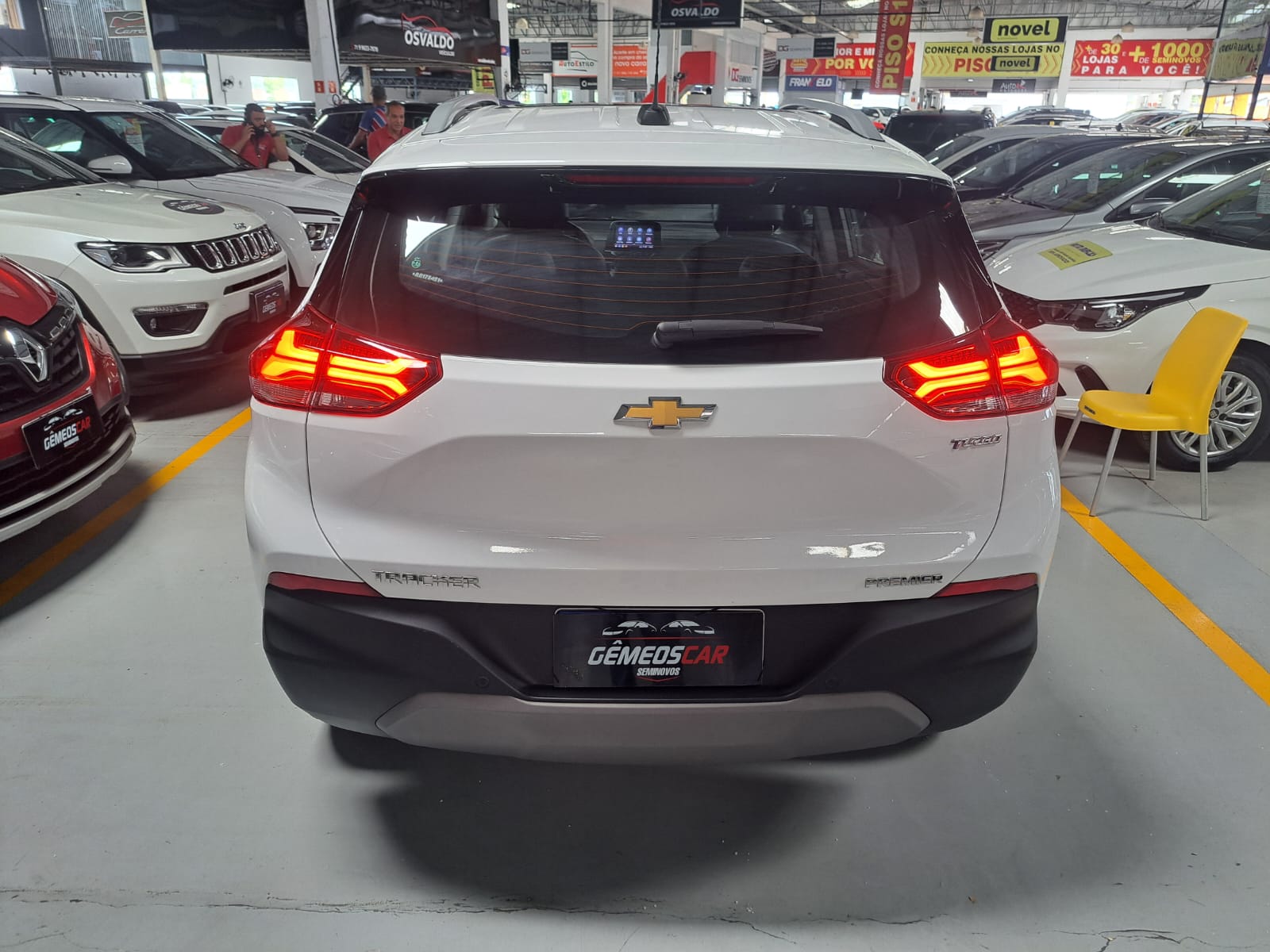 CHEVROLET TRACKER