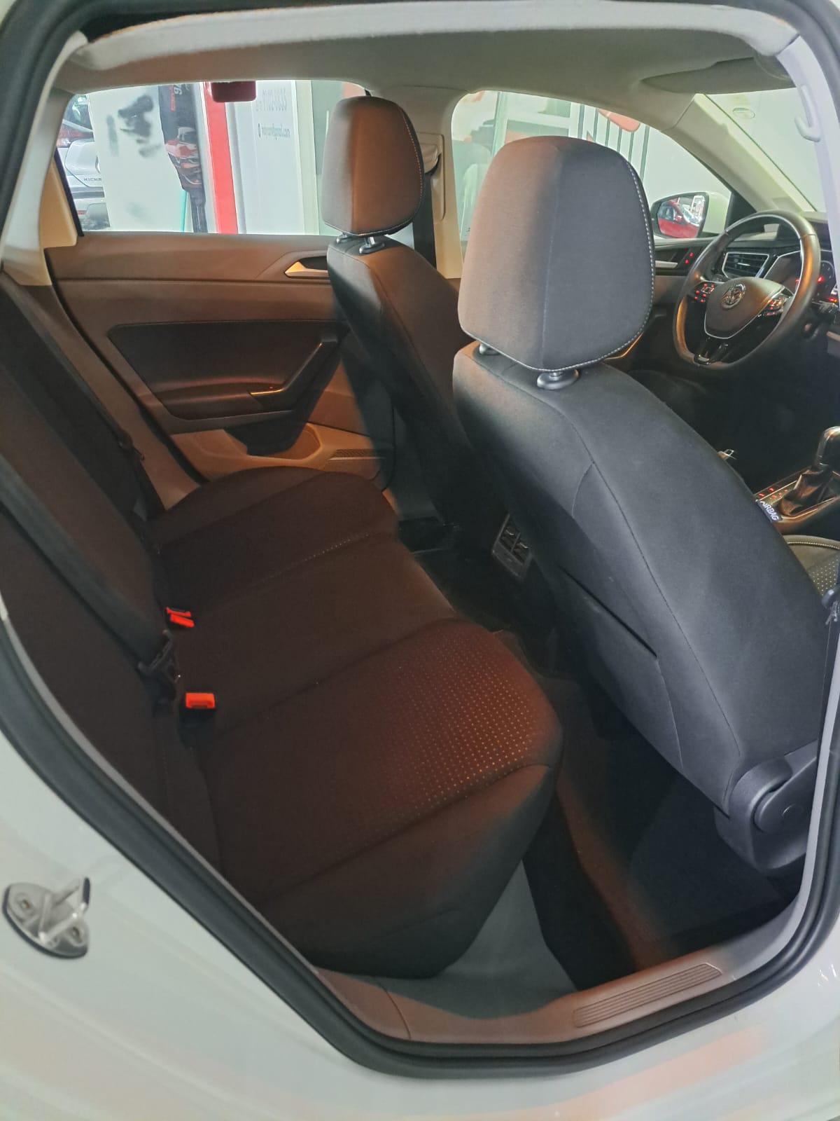 VOLKSWAGEN polo comfortline 1.0 tsi aut