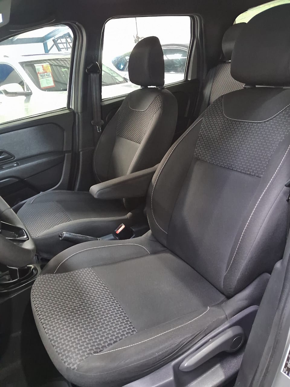 RENAULT oroch 16 4x2