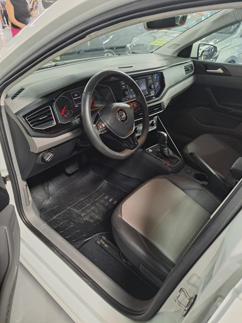 VOLKSWAGEN polo comfortline 1.0 tsi aut