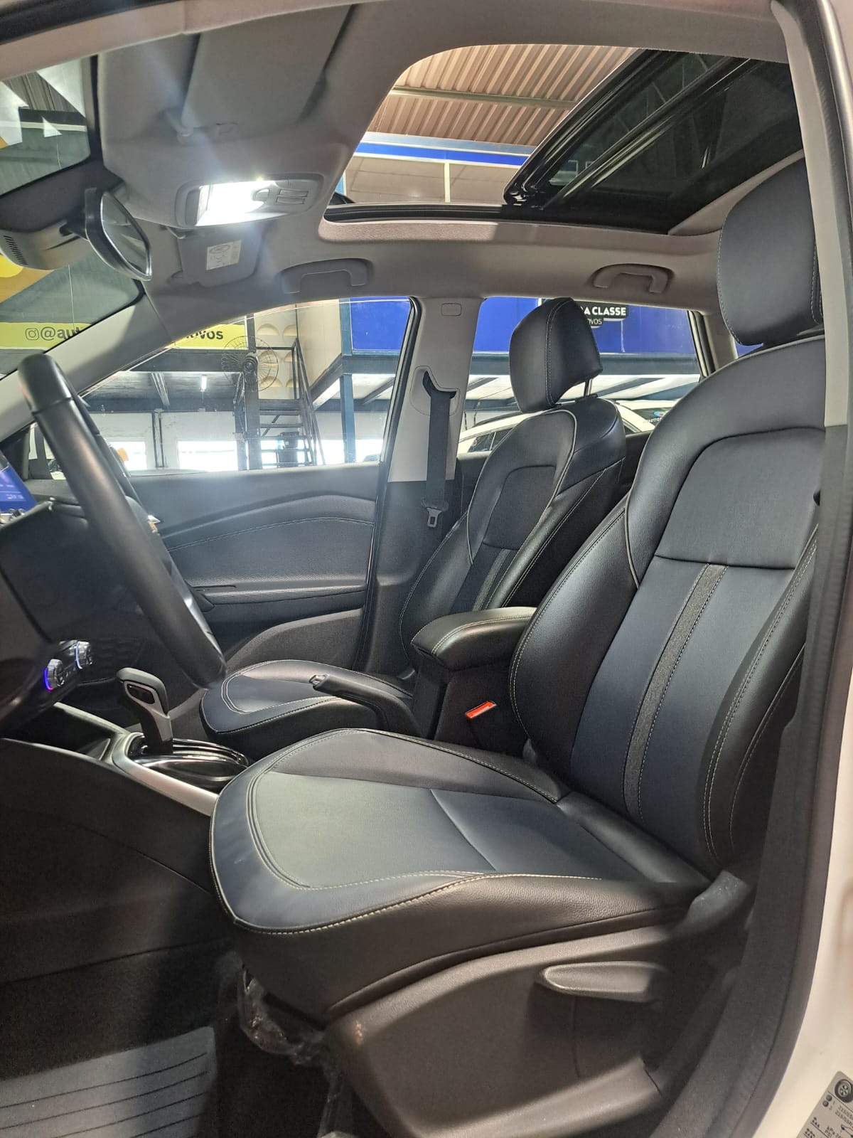 CHEVROLET TRACKER