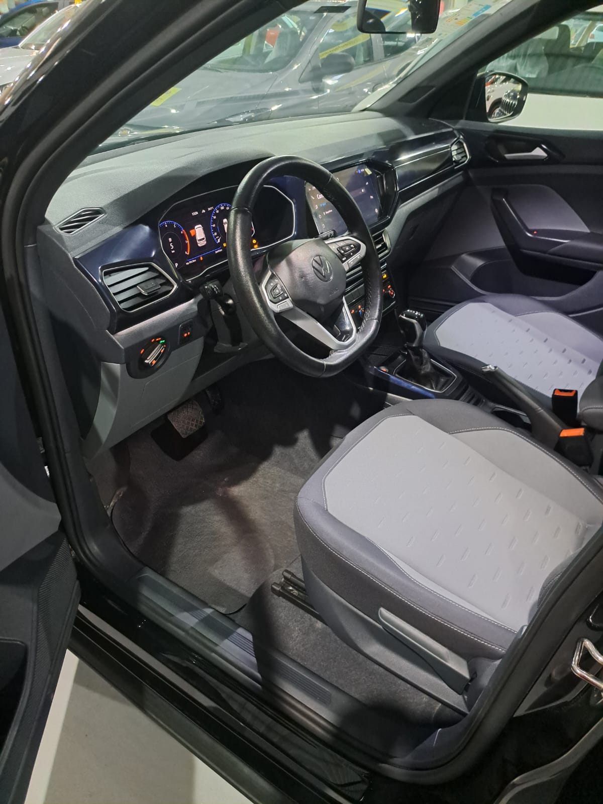 VOLKSWAGEN t cross comfortline tsi at