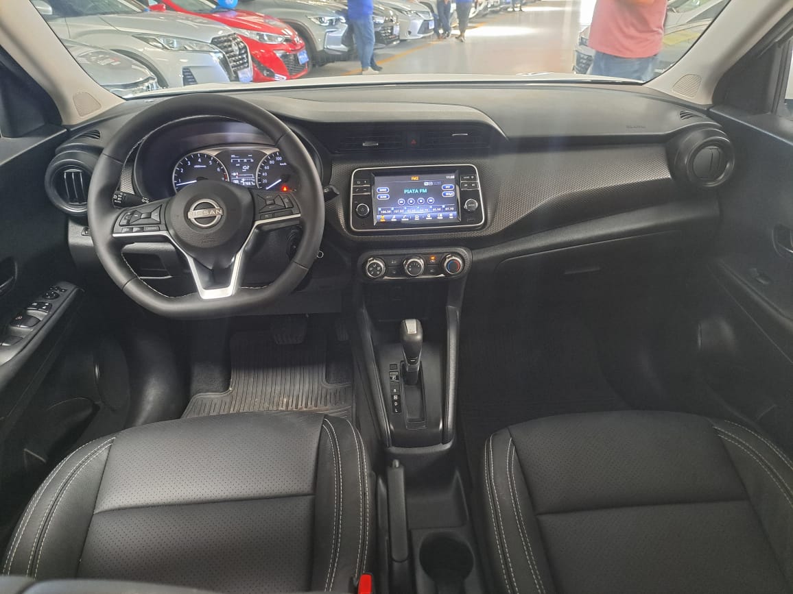 NISSAN kicks sense cvt