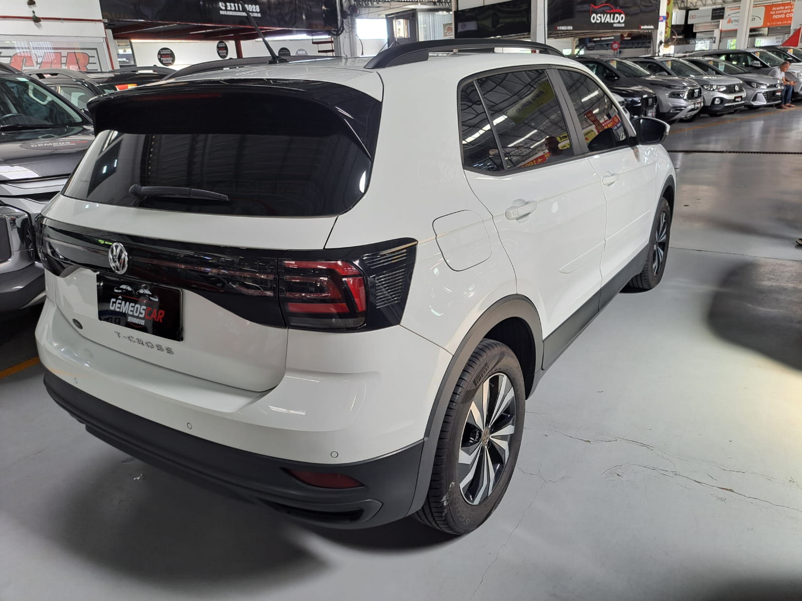 VOLKSWAGEN t cross sense ad
