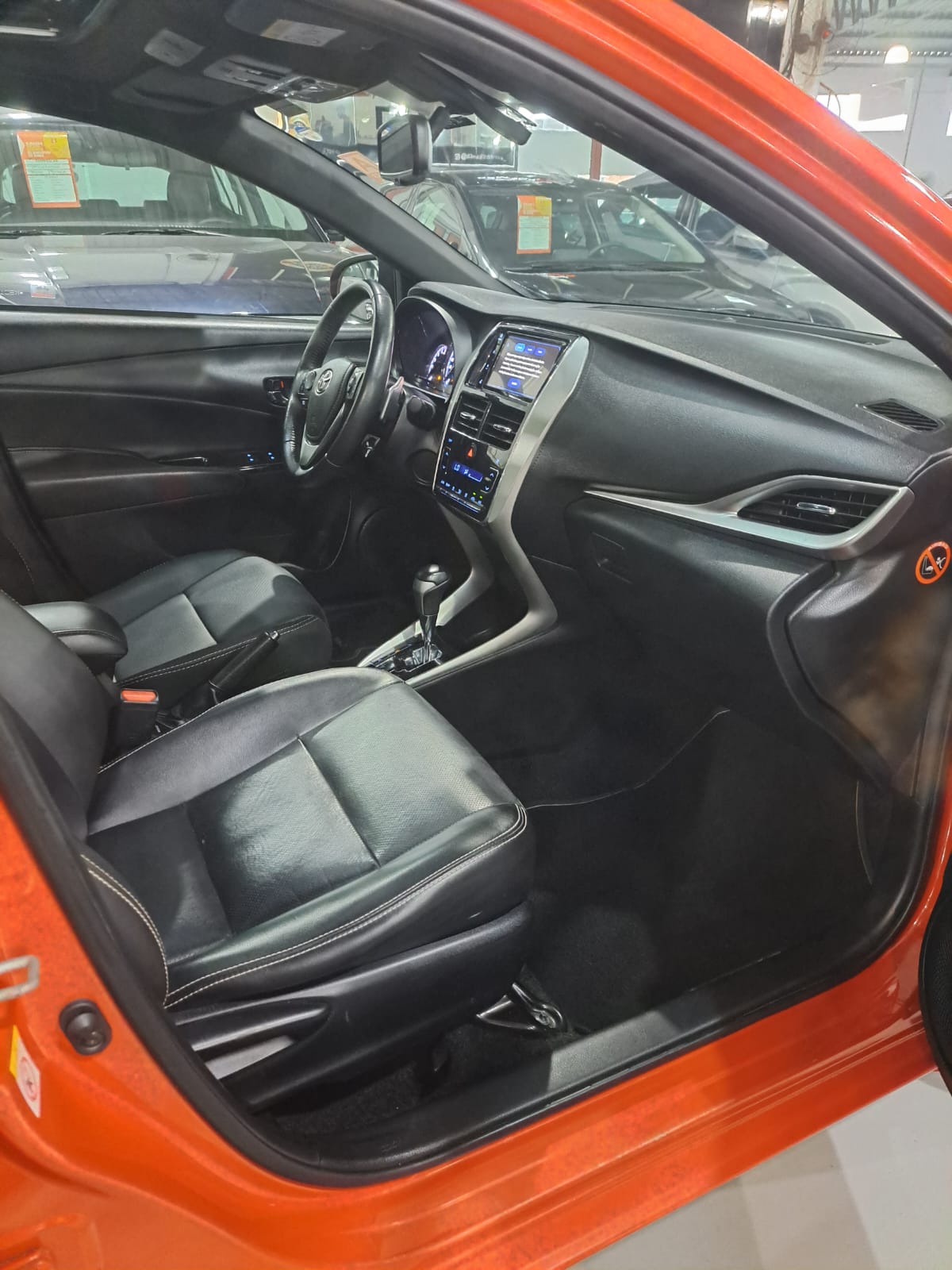 TOYOTA yaris sa xls15cnt