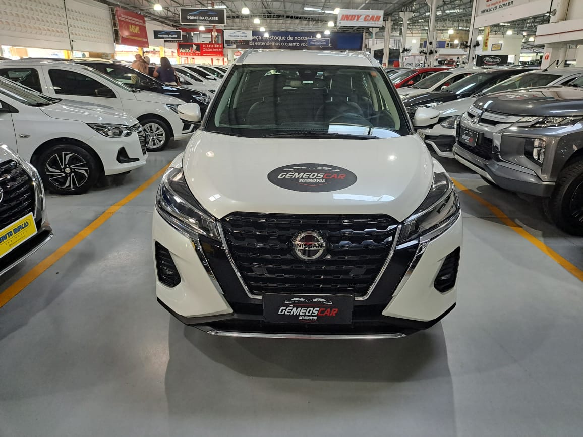 NISSAN kicks exclusi cvt