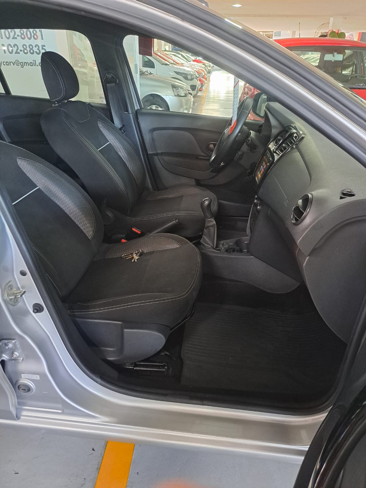 RENAULT SANDERO