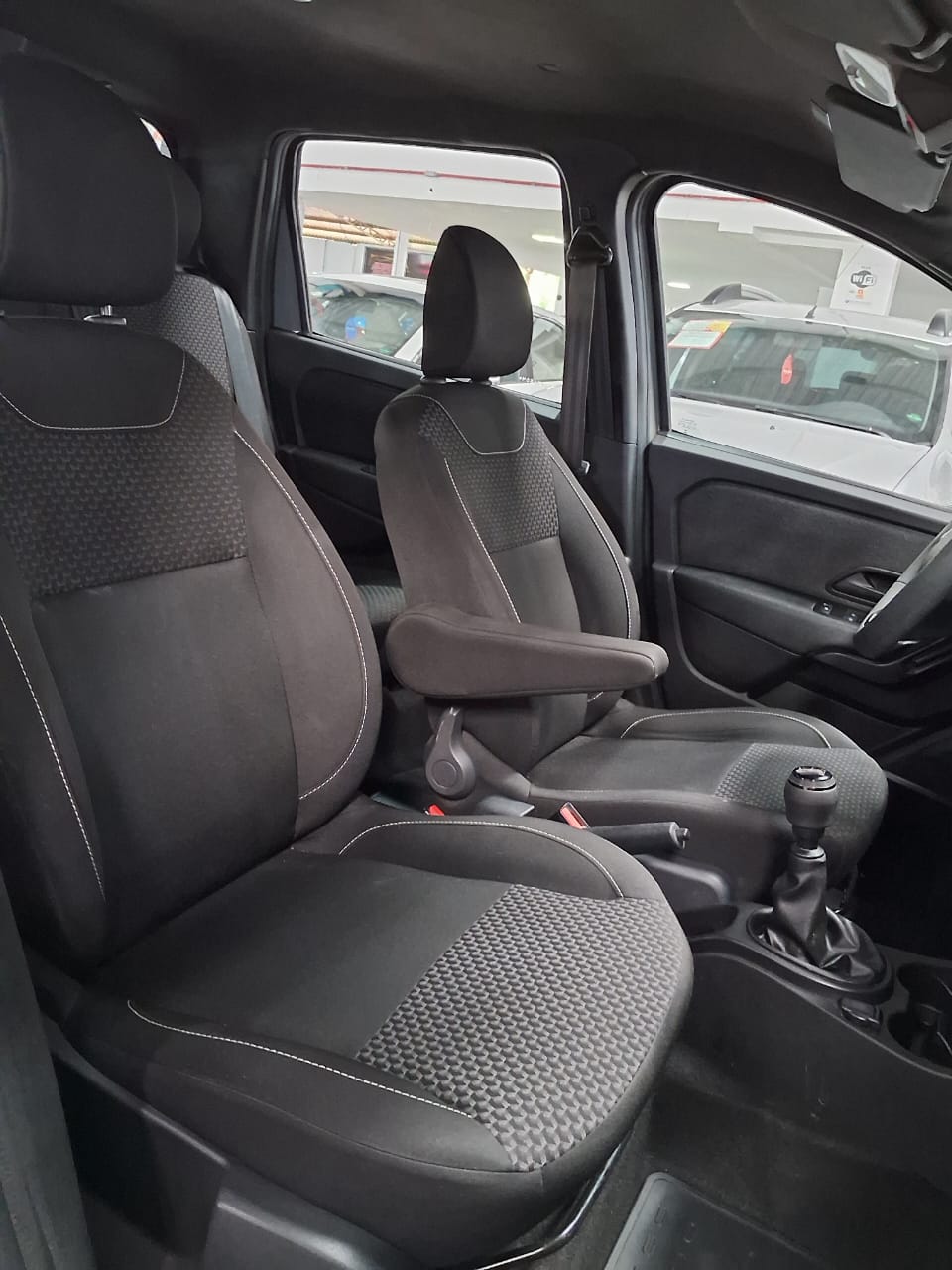 RENAULT oroch 16 4x2