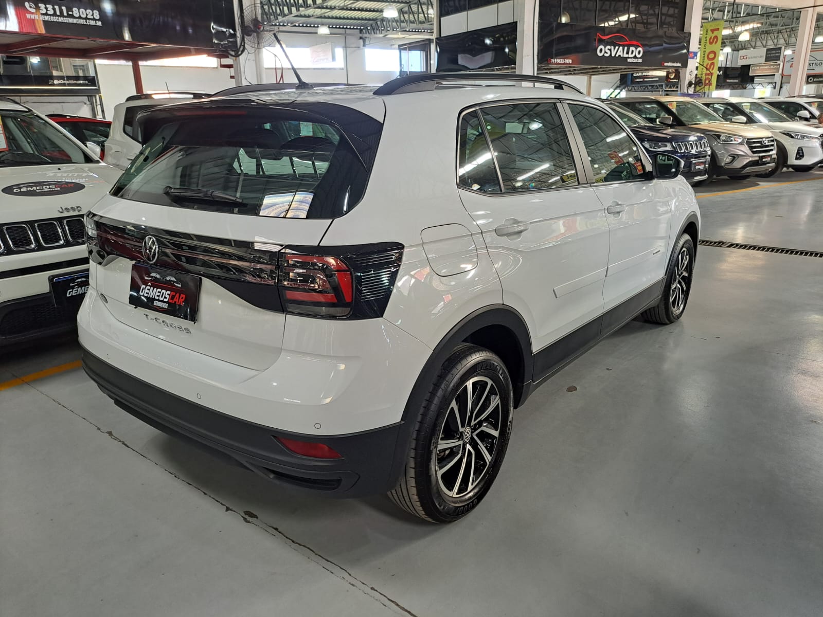VOLKSWAGEN t cross sense ad