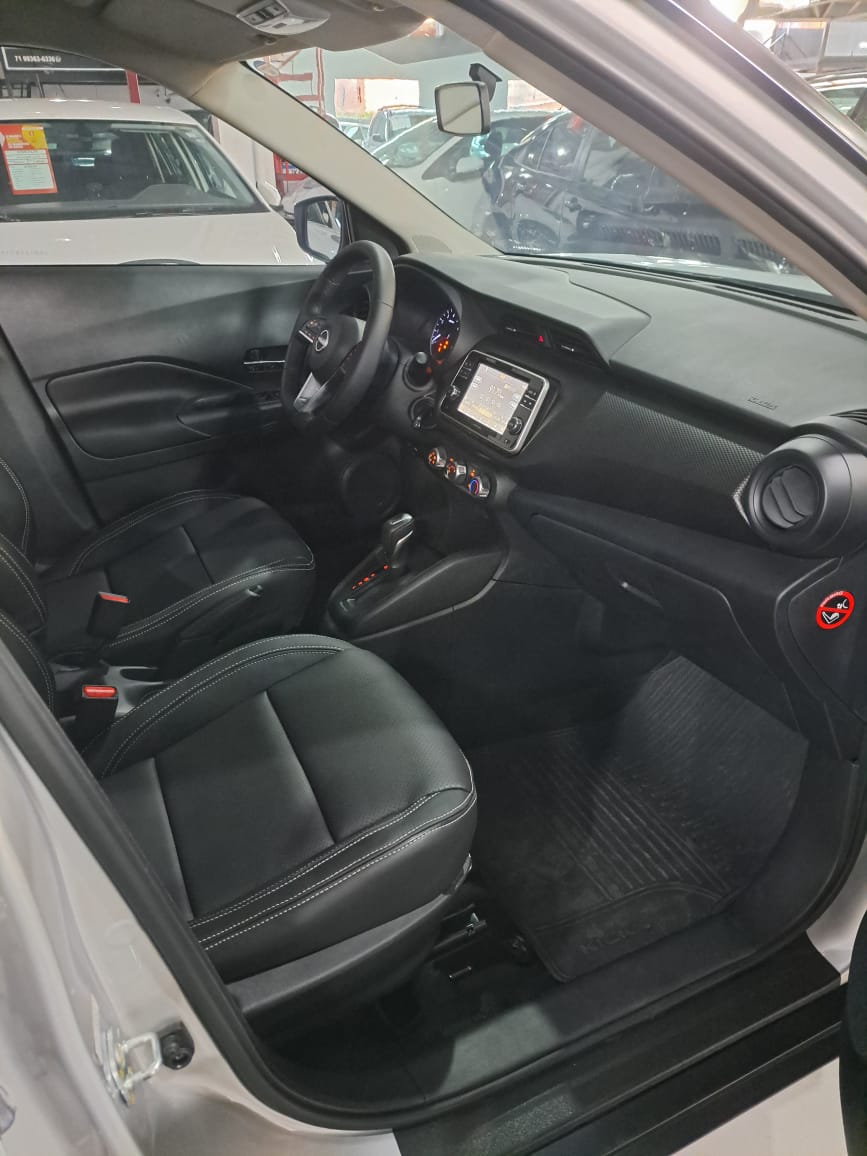 NISSAN kicks sense cvt