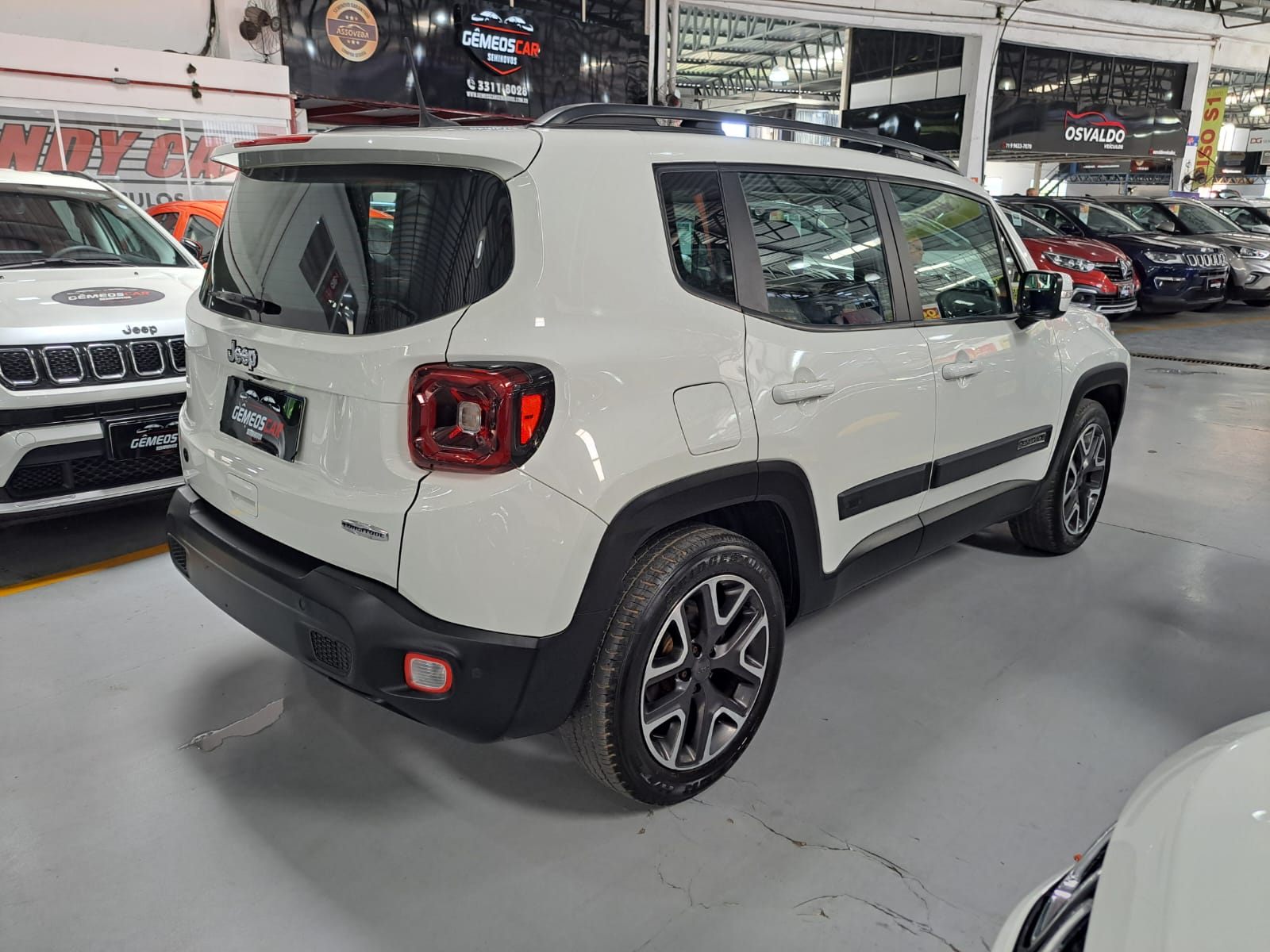 JEEP renegade 1.8 16v flex longitude 4p automatico