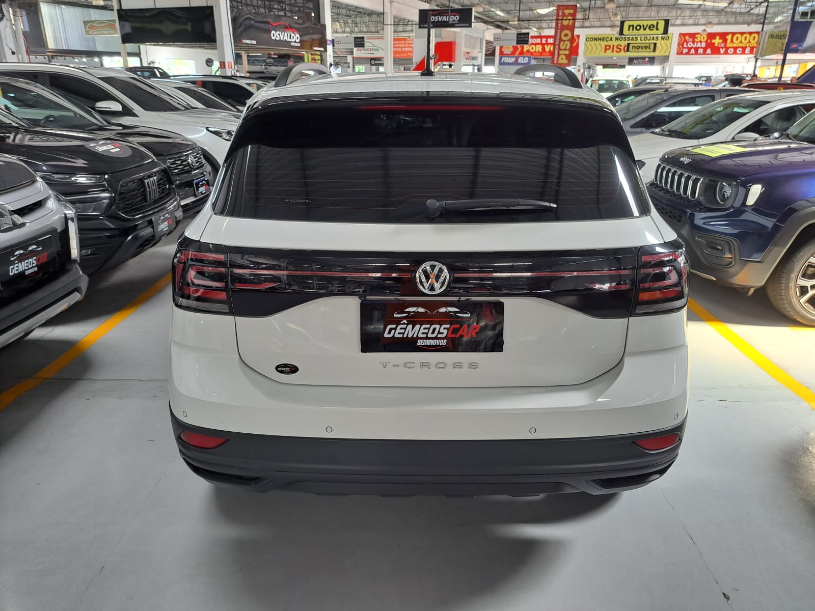 VOLKSWAGEN t cross sense ad