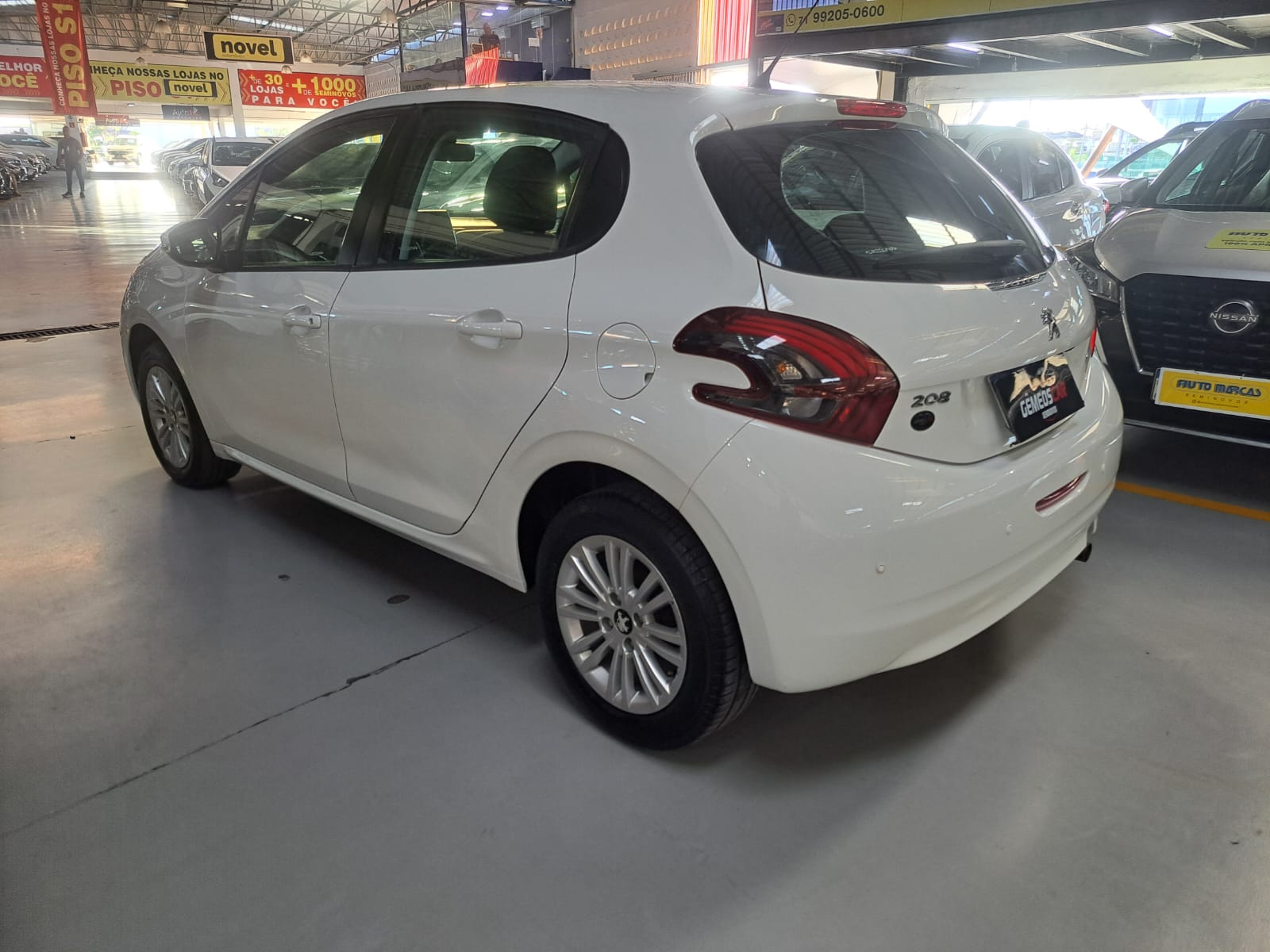 PEUGEOT 208 active pack