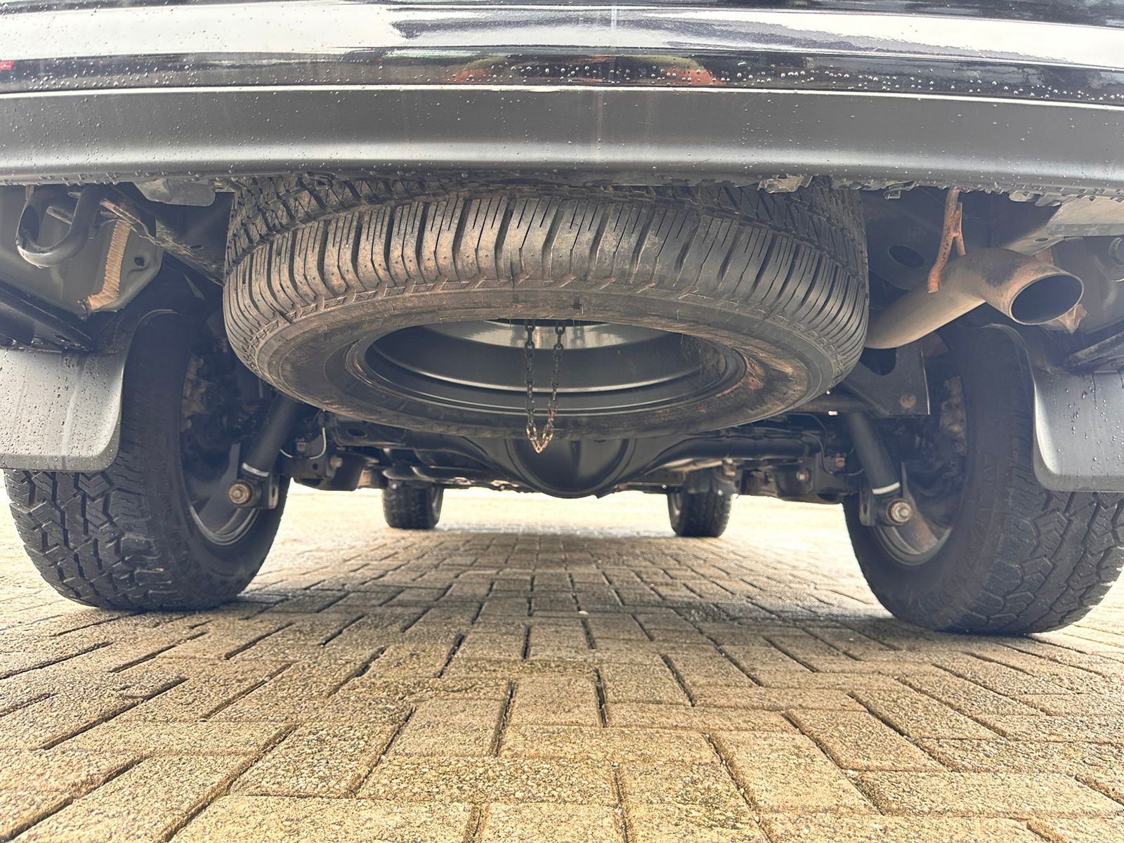 TOYOTA SW4