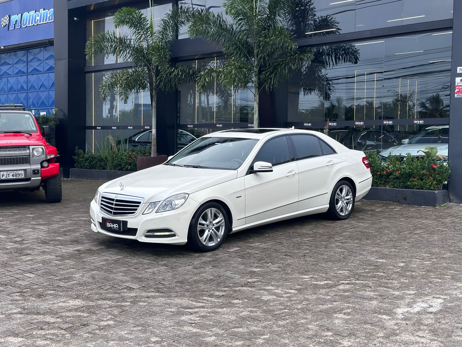 MERCEDES-BENZ E 250