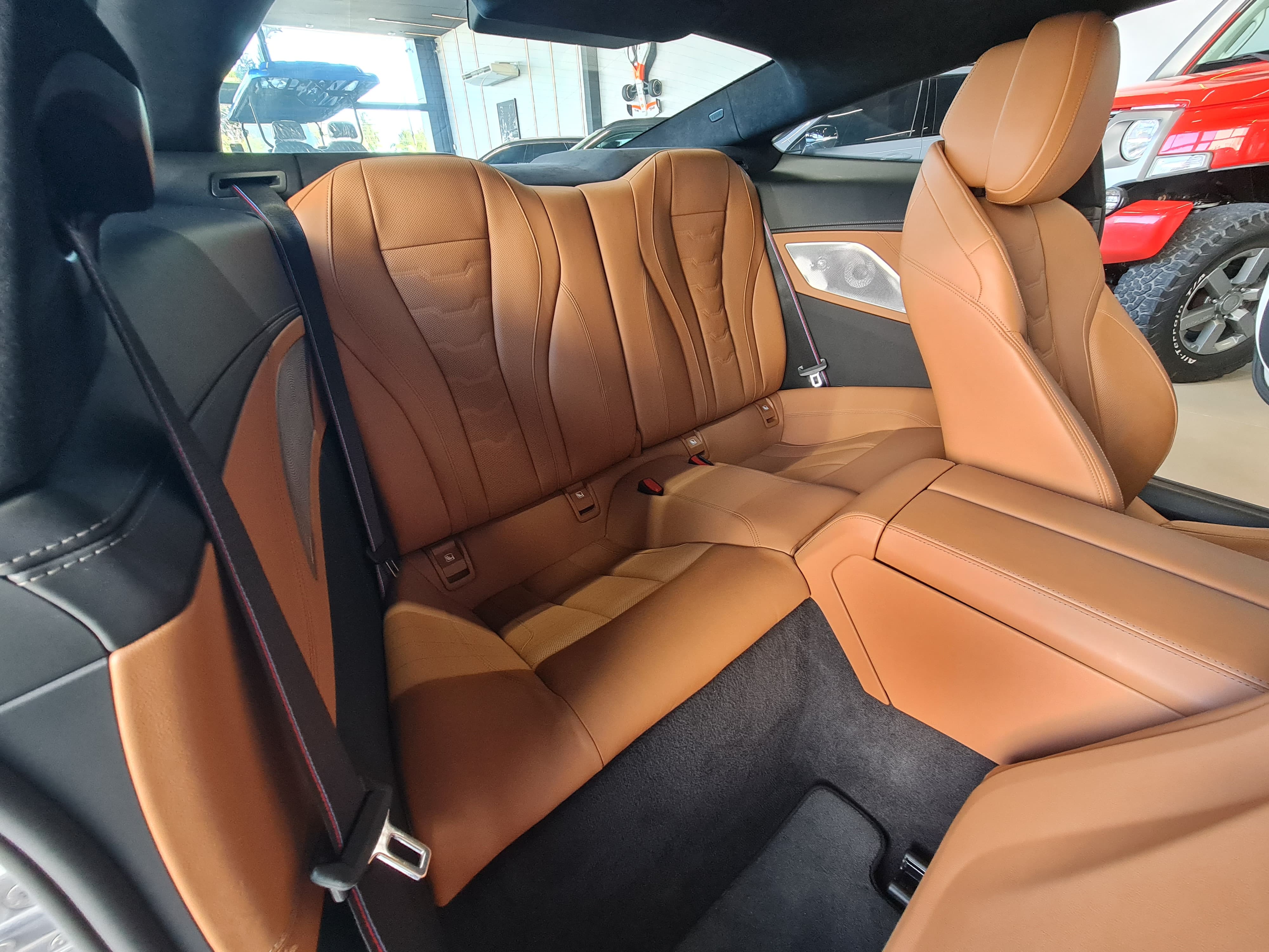 BMW M 850i