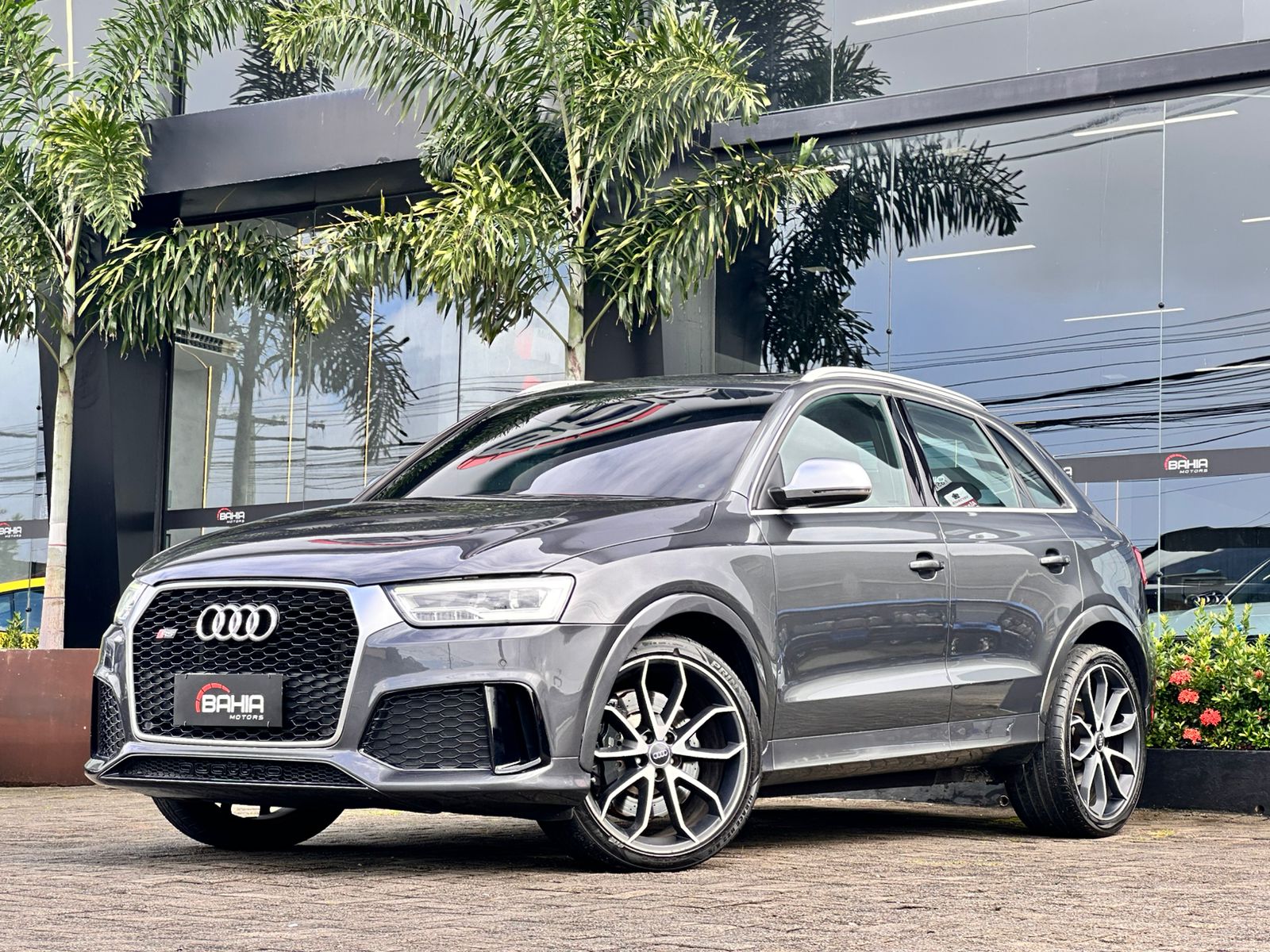 AUDI RS Q3