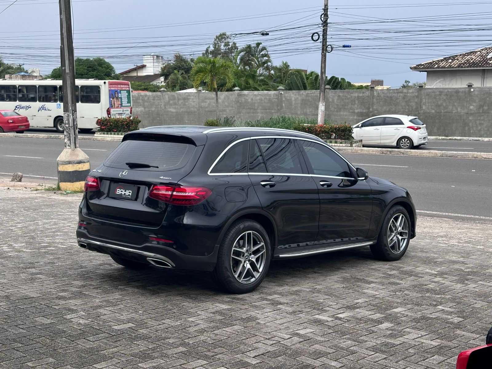 MERCEDES-BENZ GLC 250