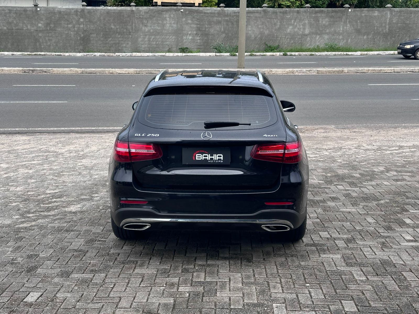 MERCEDES-BENZ GLC 250