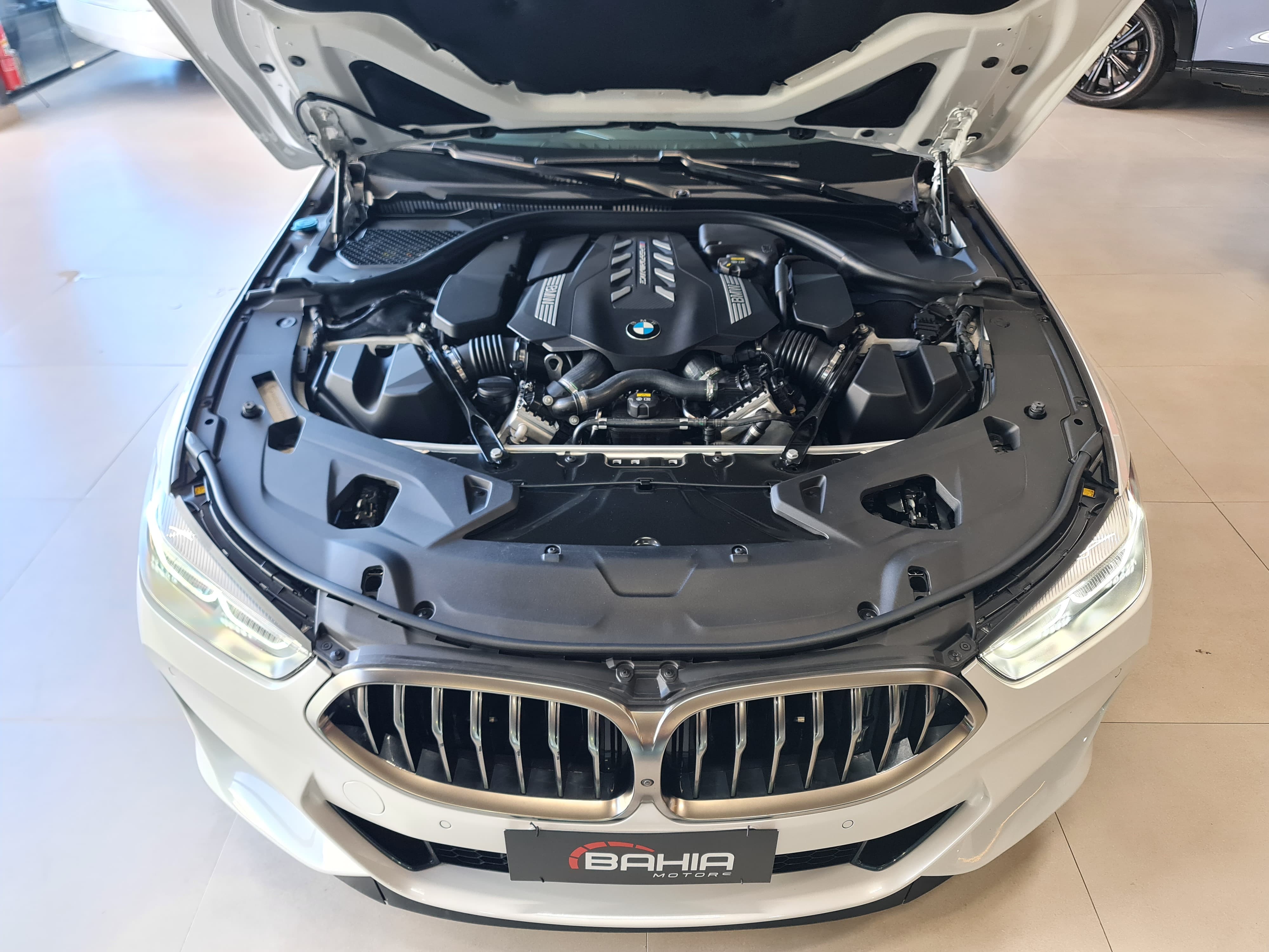 BMW M 850i