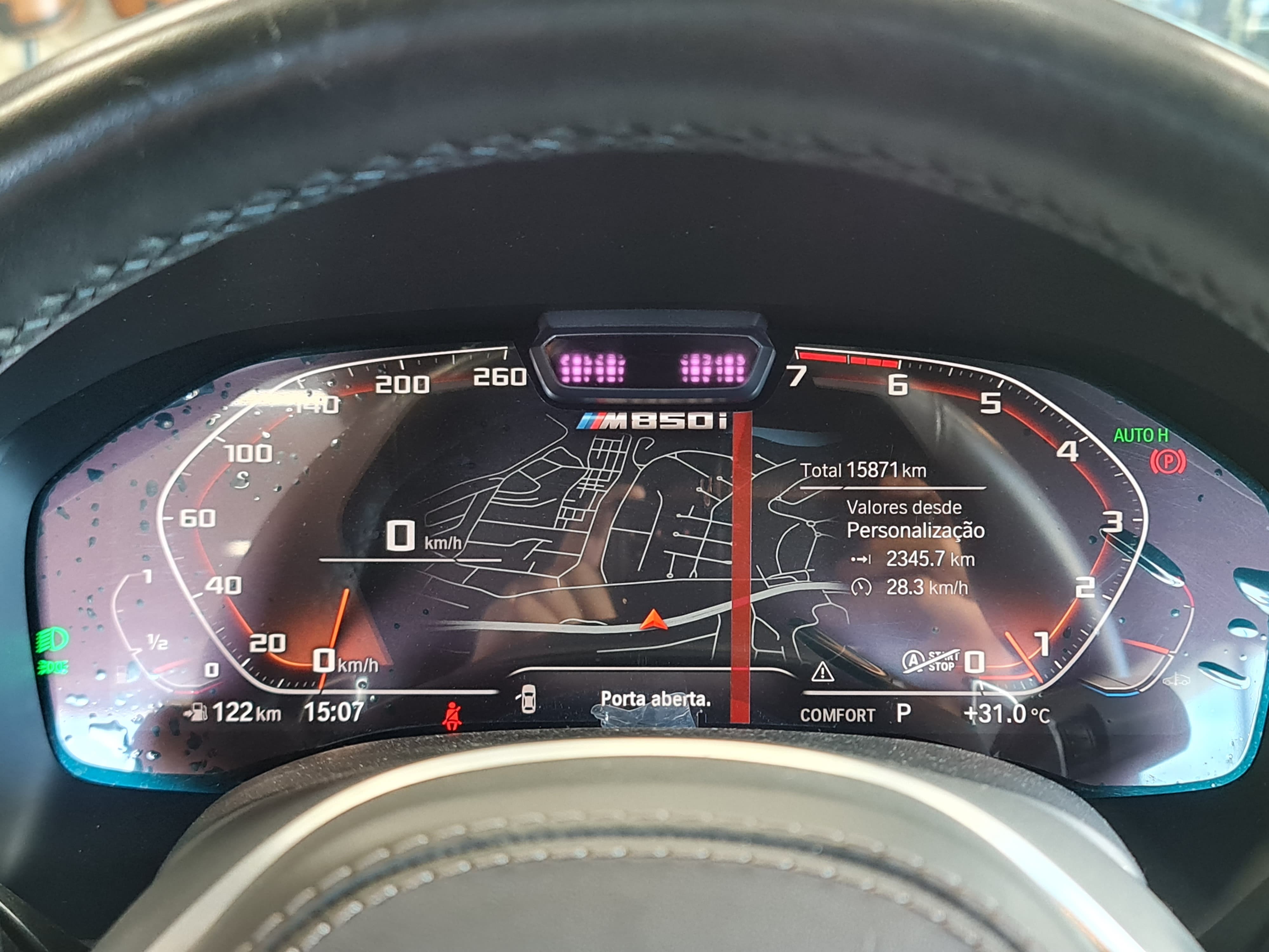 BMW M 850i