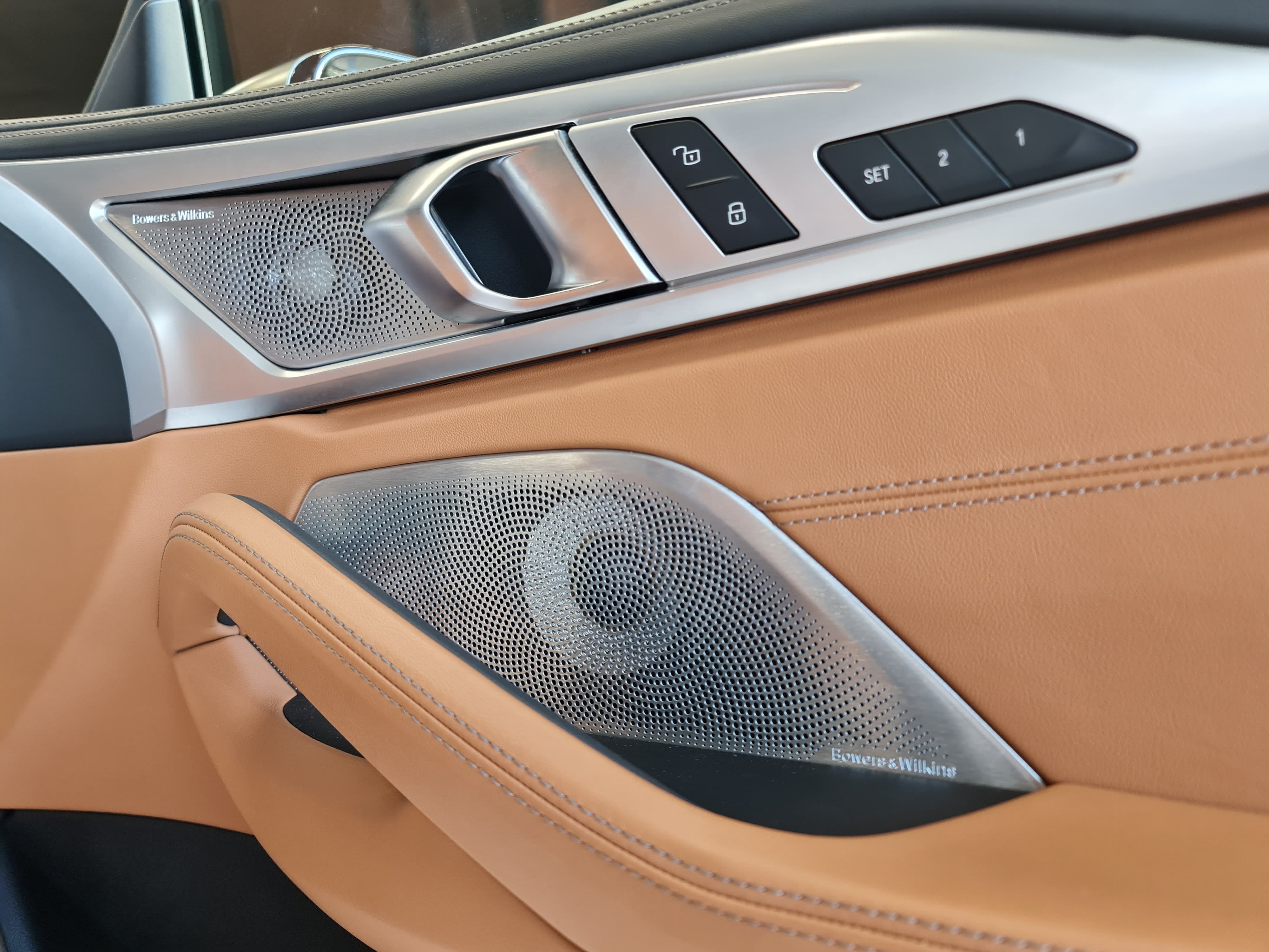 BMW M 850i