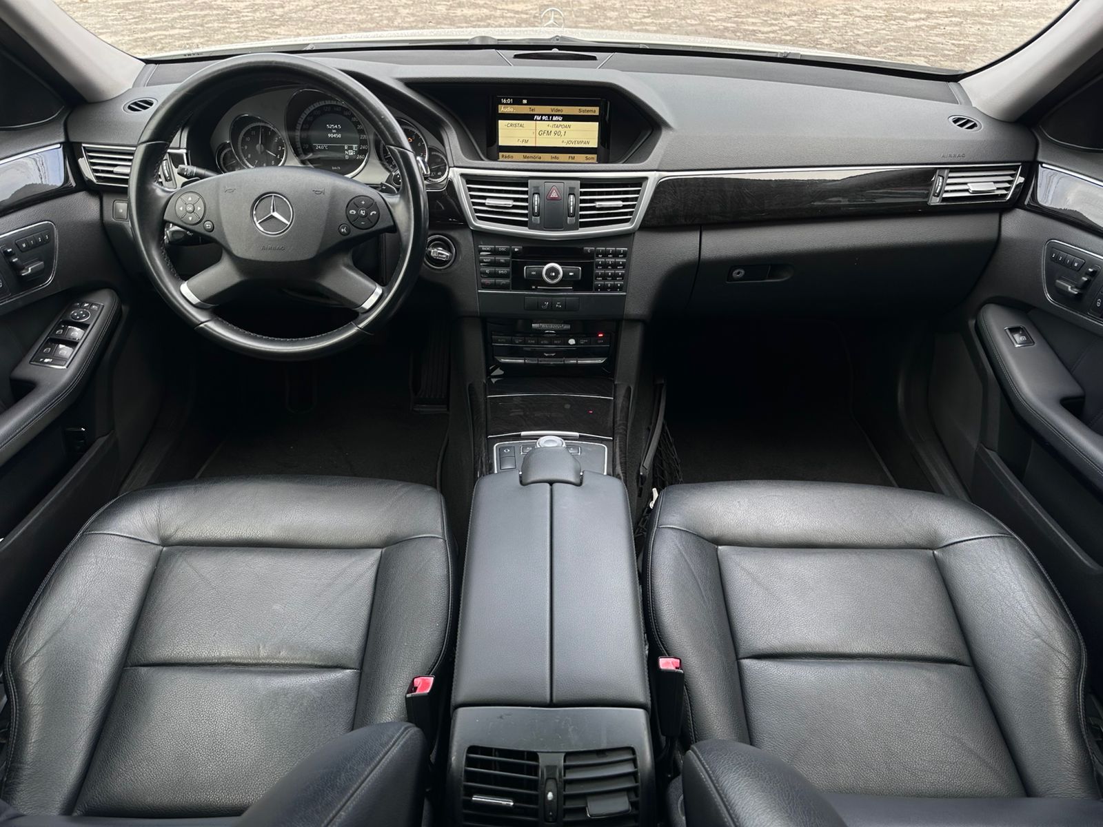 MERCEDES-BENZ E 250