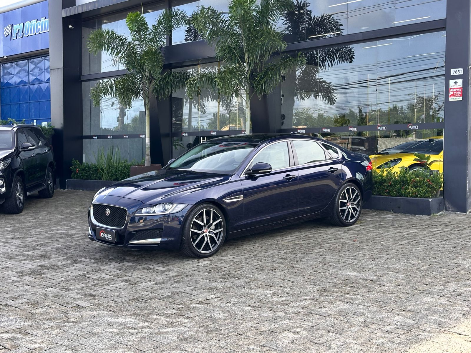 JAGUAR XF