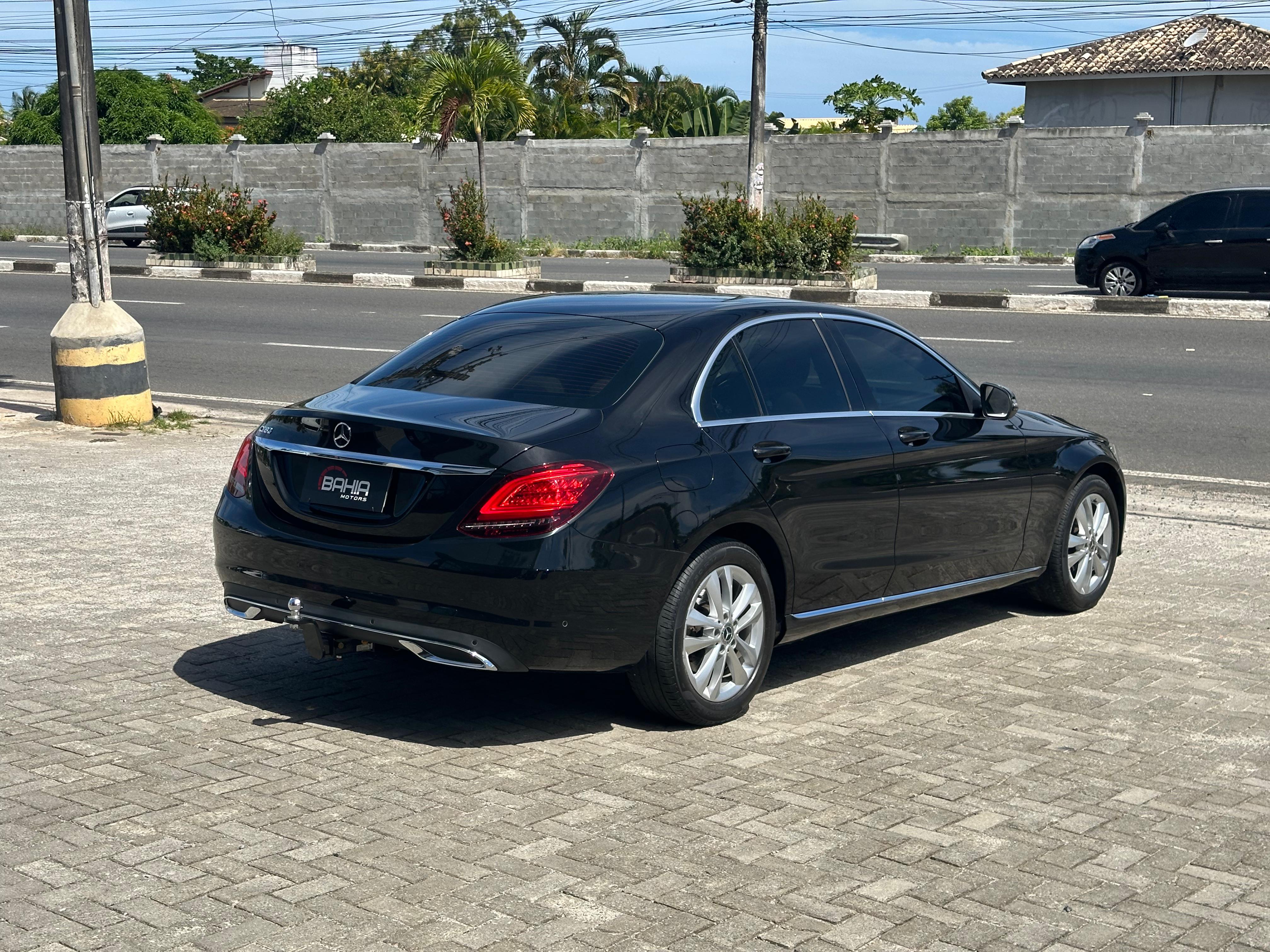 MERCEDES-BENZ C 180