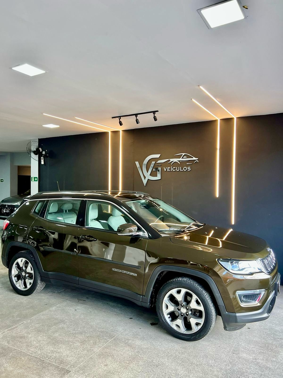 JEEP compass longitude f