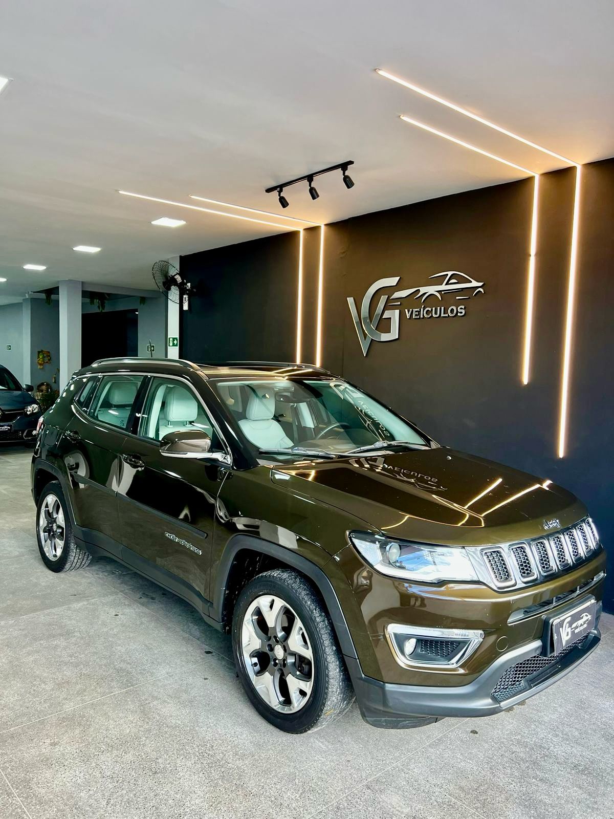 JEEP compass longitude f