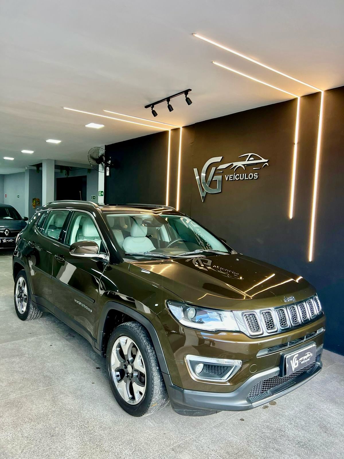 JEEP compass longitude f